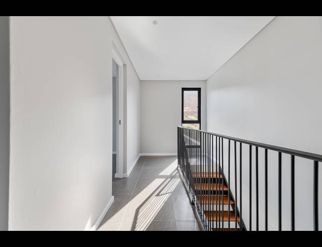 3 BEDROOM TOWNHOUSE FOR SALE IN ZULULAMI LUXURY COASTAL ESTATE